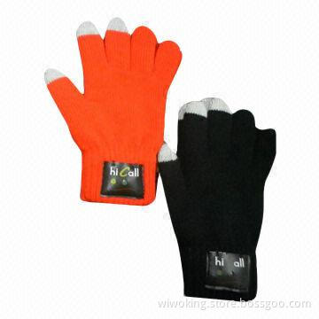 Bluetooth Touch Screen Gloves with 15m Range, No Electricity